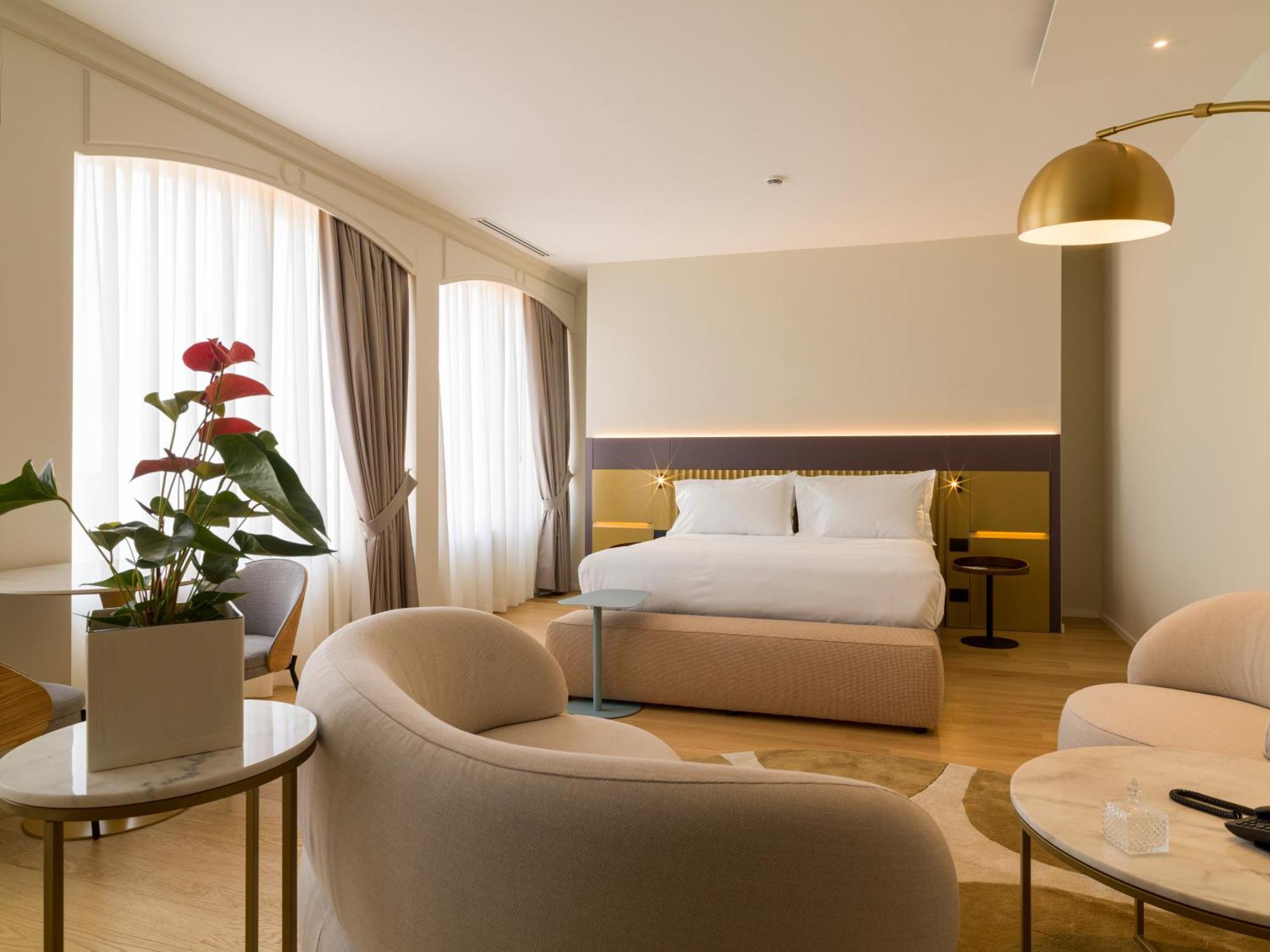 Una Hotels One CTA Exterior foto