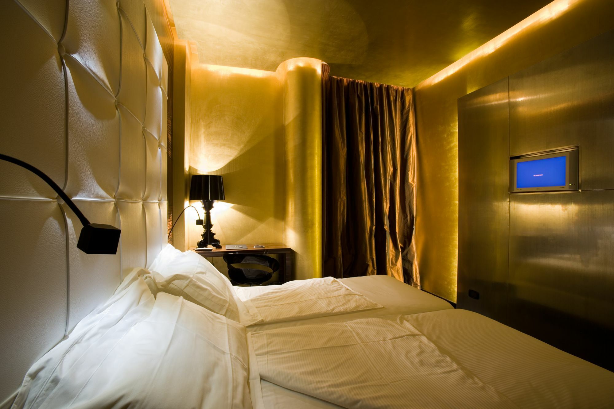 Una Hotels One CTA Exterior foto